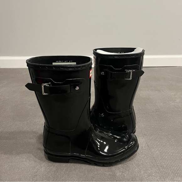Hunter Black Patent Leather Short Rain Boots Size 9 - Picture 2 of 5